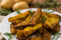 Patate croccanti in friggitrice ad aria – Ricetta veloce e irresistibile