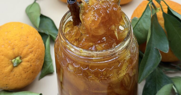 Marmellata di arance con cannella e rum: la ricetta profumata da provare subito