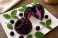 More realistiche: il dessert del momento con mousse alle more e cuore di gelée