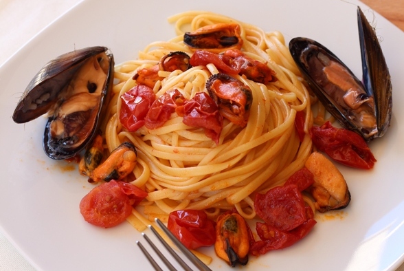 linguine cozze e pomodorini