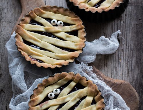 Crostatine mummia con confettura  – Halloween