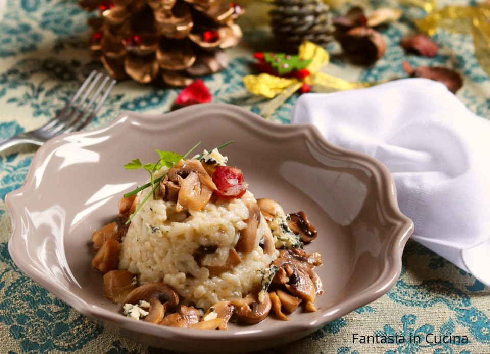 Risotto con funghi e salsiccia al gorgonzola