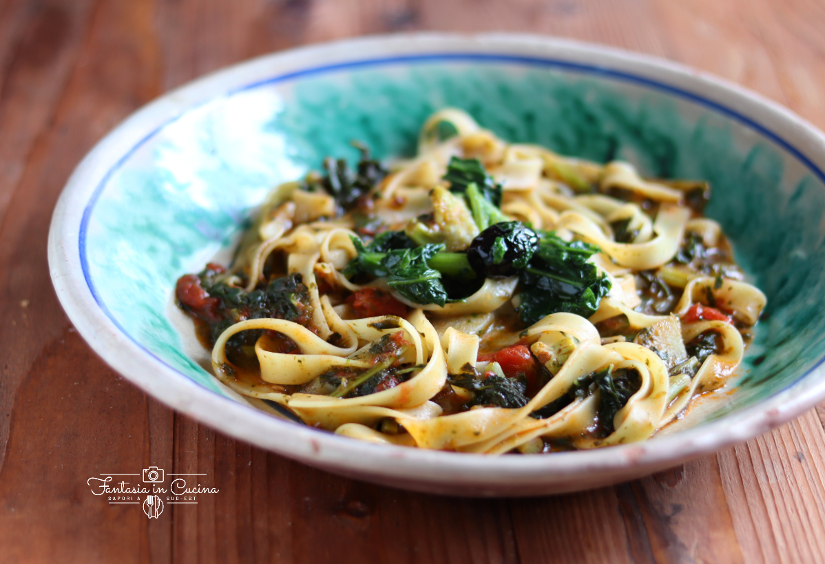 Pasta cavoli e pomodoro: ricetta siciliana - Fantasia in ...