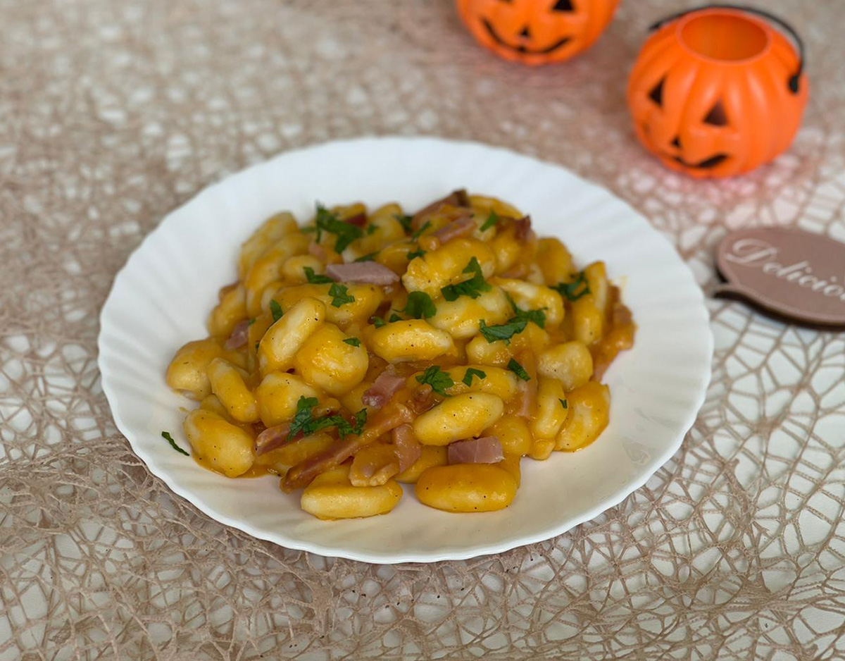 GNOCCHI CON CREMA DI ZUCCA