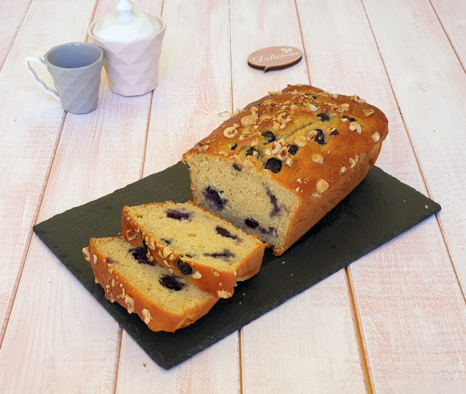 PLUMCAKE YOGURT GRECO E MIRTILLI