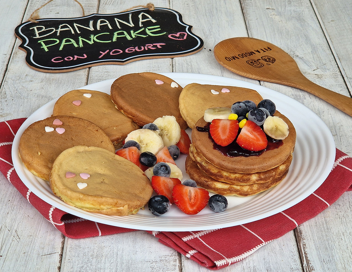 BANANA PANCAKE senza burro senza olio