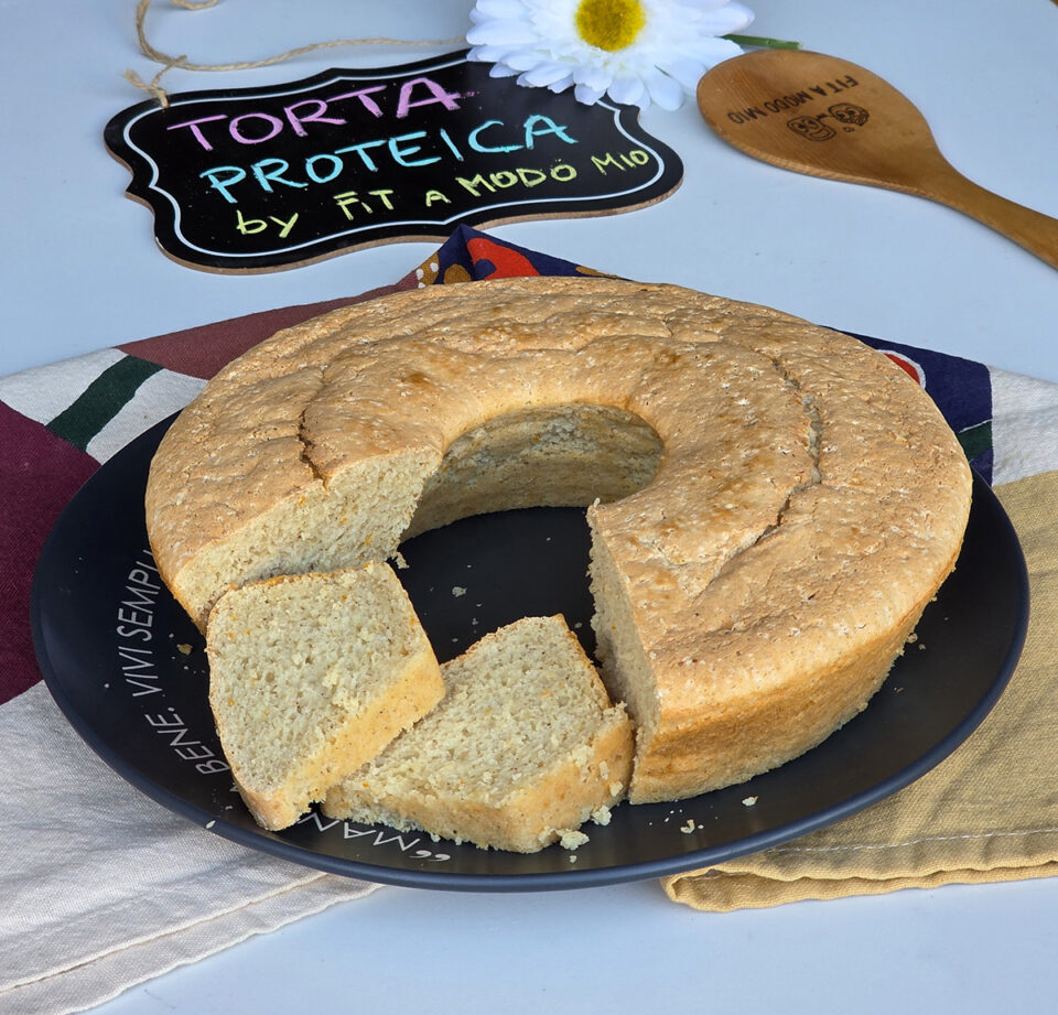 TORTA PROTEICA- dolce naturalmente proteico con albumi e yogurt greco