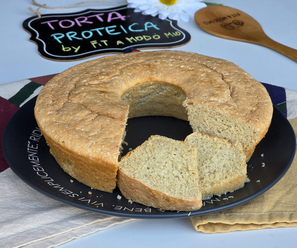 TORTA PROTEICA- dolce naturalmente proteico con albumi e yogurt greco