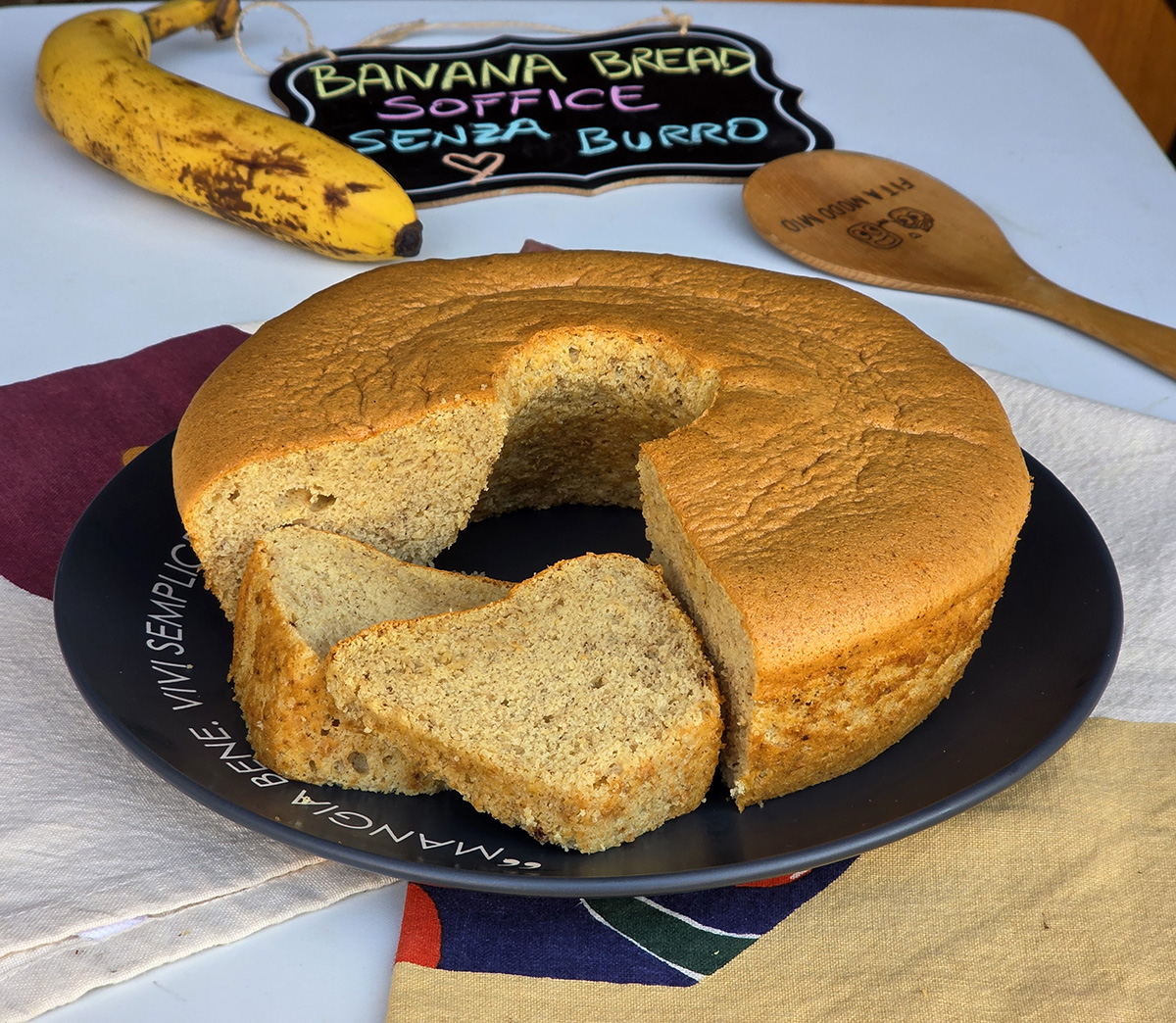 BANANA BREAD SOFFICE SENZA BURRO