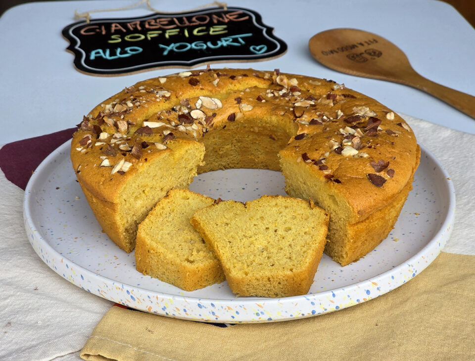 CIAMBELLONE ALLO YOGURT SOFFICE