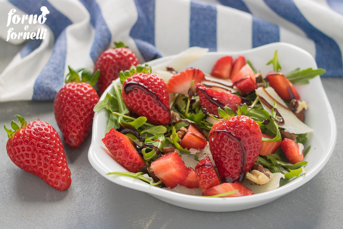 insalata con fragole e rucola