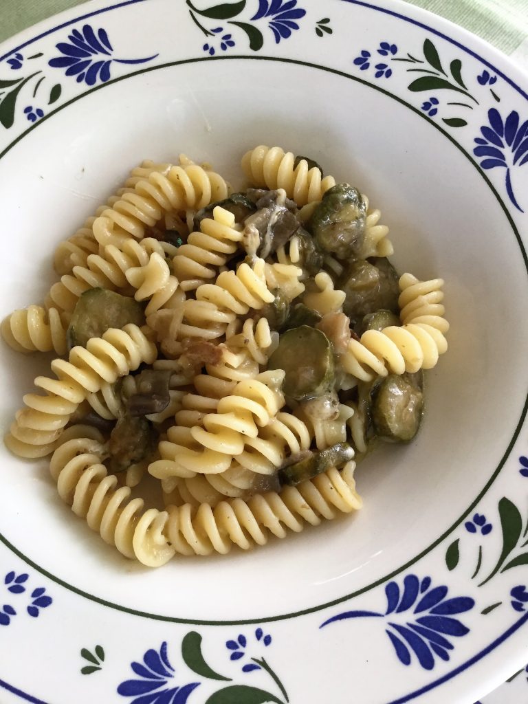Pasta zucchine e melanzane Un primo leggero per sentirsi in forma