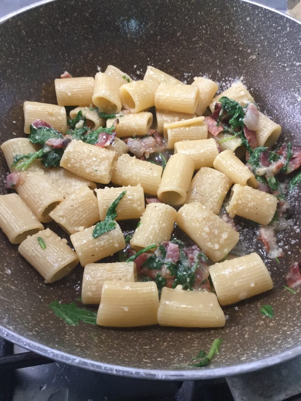 Pasta Con Speck E Rucola Una Ricetta Gustosa E Molto Veloce