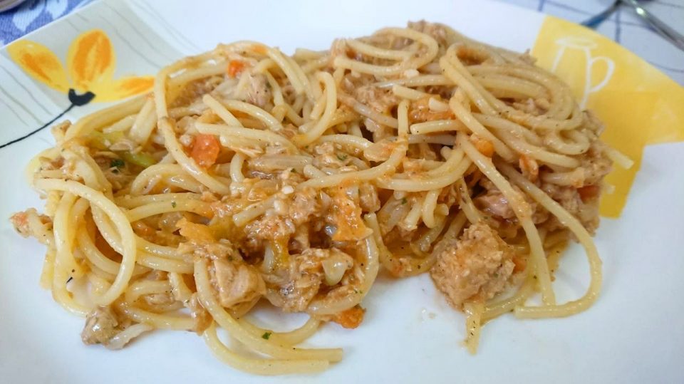 Spaghettata alla trapanese (con tonno)