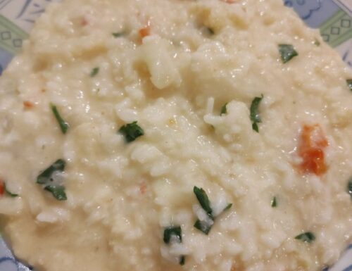 Riso con cavolfiore pomodori piccadilly e formaggio spalmabile