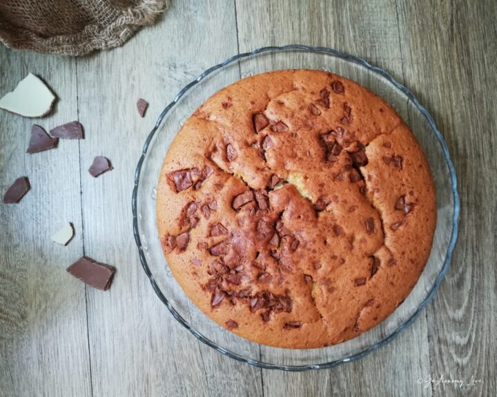 Torta stracciatella con cioccolato delle uova di Pasqua
