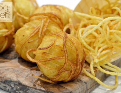 Gomitoli di patate filanti