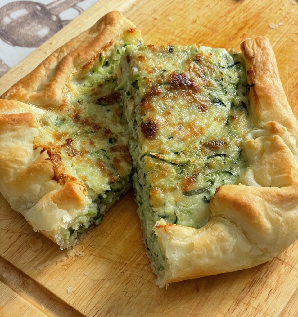 Torta salata zucchine e tonno