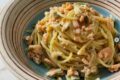 Spaghetti con salmone affumicato e porri al profumo di lime