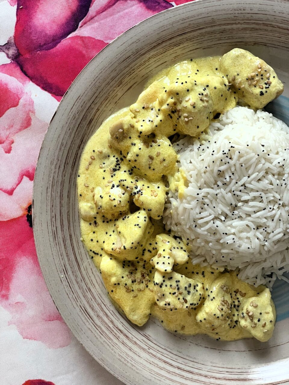 Pollo allo yogurt