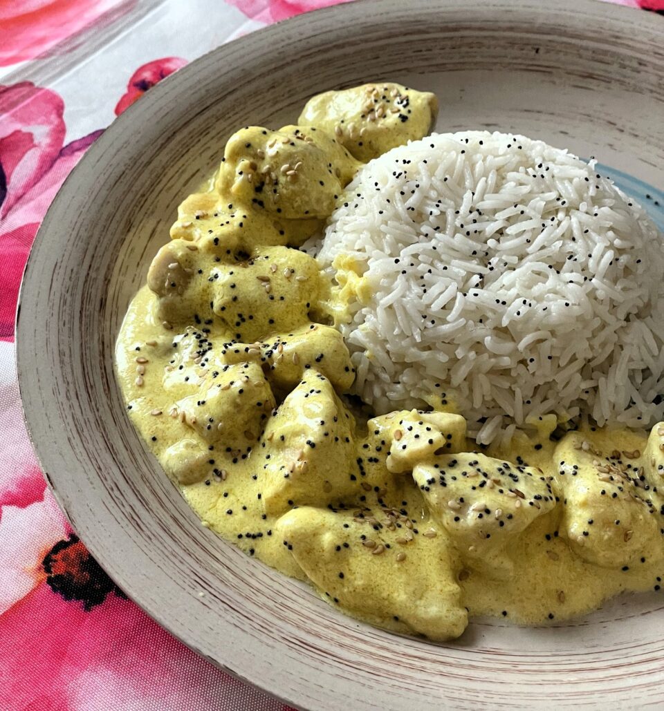 Pollo allo yogurt