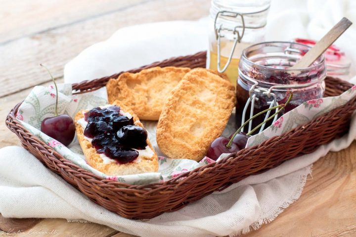 marmellata ciliegie ricetta facile con senza bimby conserve