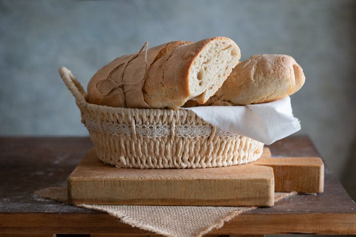 Pane con lievito madre alta idratazione