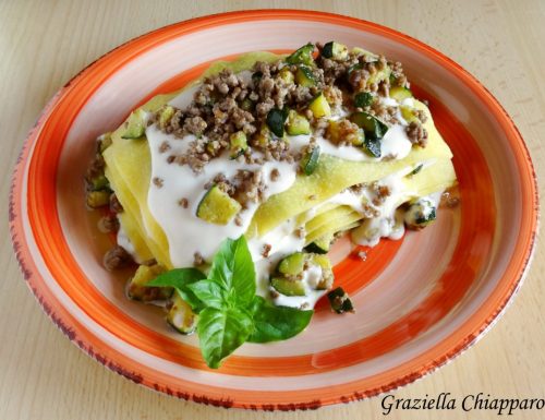 Lasagne con zucchine e carne tritata | Ricetta