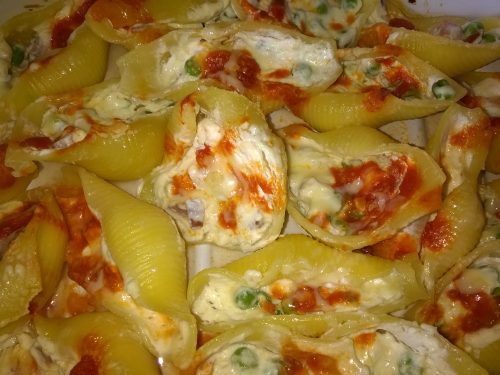 CONCHIGLIONI RIPIENI DI RICOTTA E PISELLI