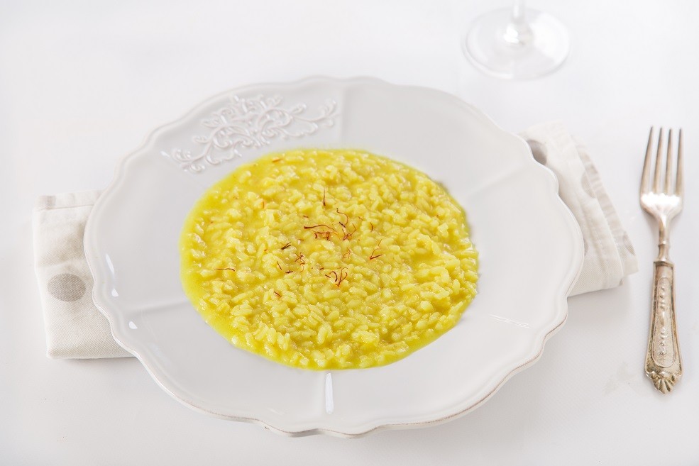 Ricetta Risotto allo Zafferano zafferano vegetariano risotto riso ricetta primi classici cremoso   