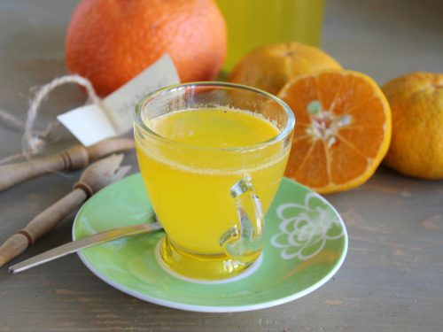 Ricetta Punch al mandarino e rum cocktail caldo bevanda invernale