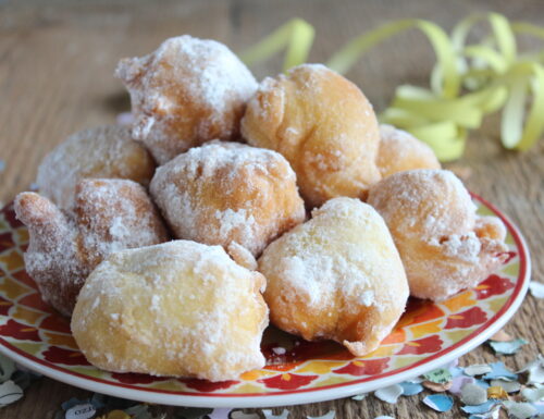 Frittole di Carnevale senza lievitazione in 15 minuti