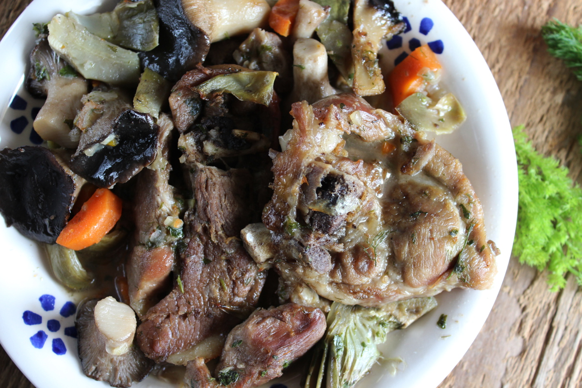 Agnello con carciofi