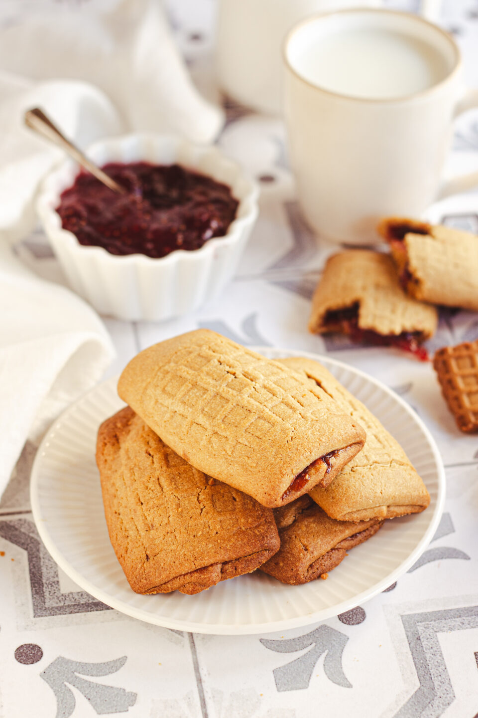 biscotti ai fichi neri con farina di farro