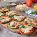 Pizzette di zucchine pronte in 15 minuti sfiziose light e cotte in friggitrice ad aria o forno