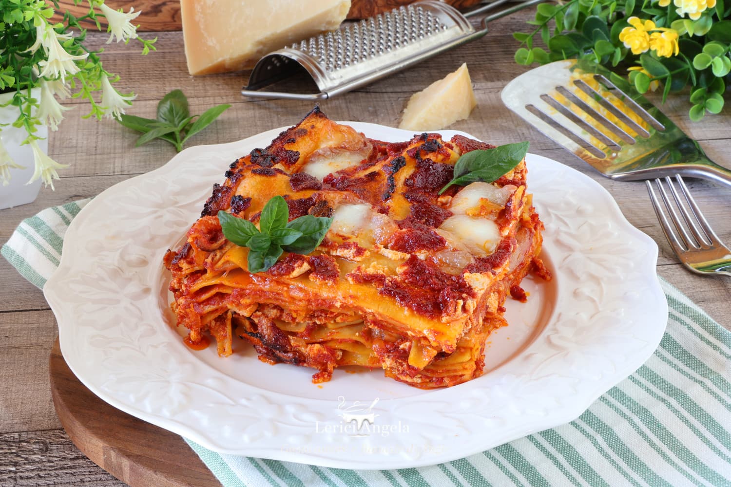 Lasagne al pomodoro mozzarella e besciamella