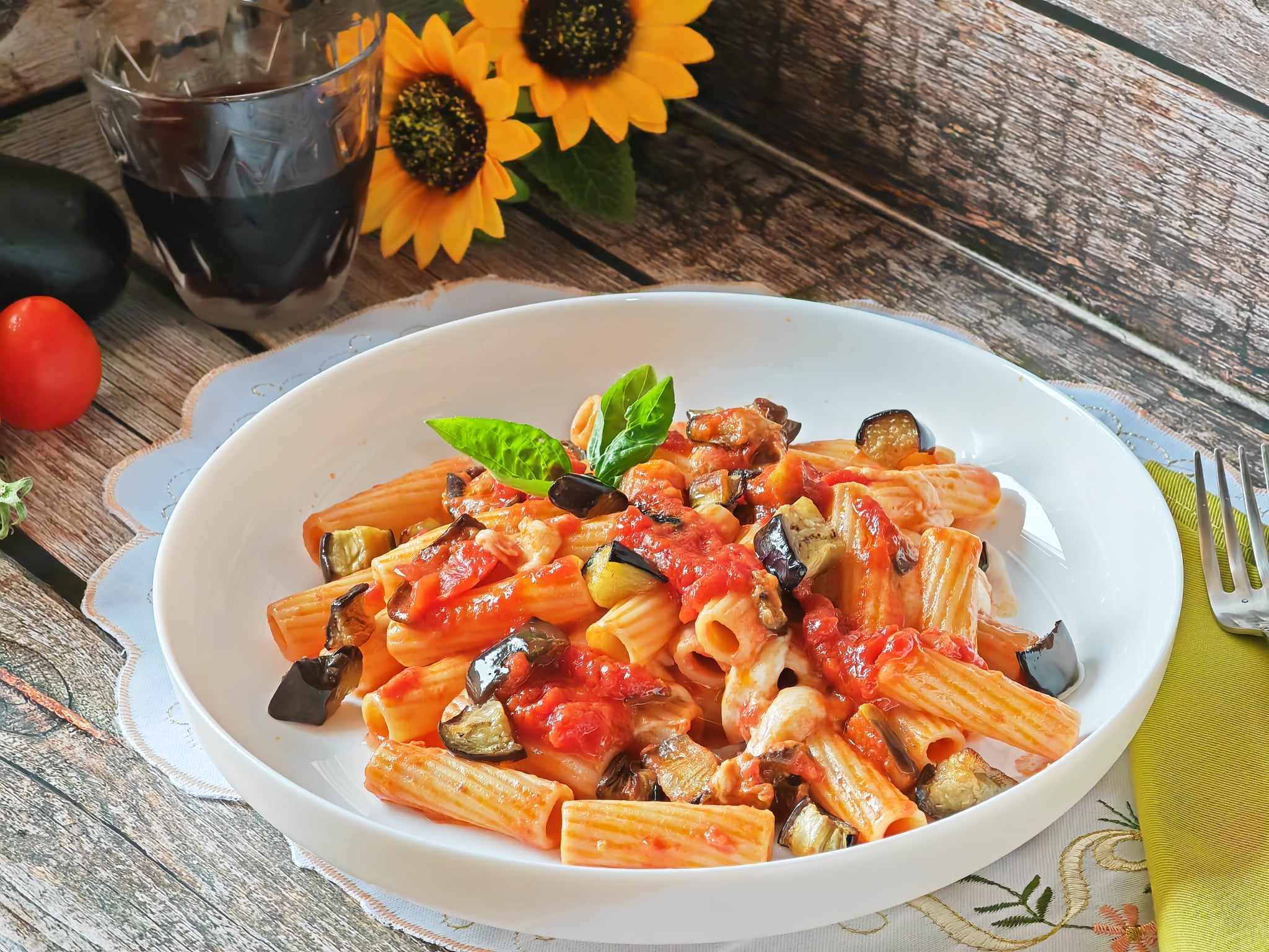 Pasta Con Melanzane E Mozzarella Gusto Amore E Fantasie Di Angie