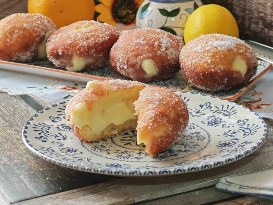Bomboloni alla crema