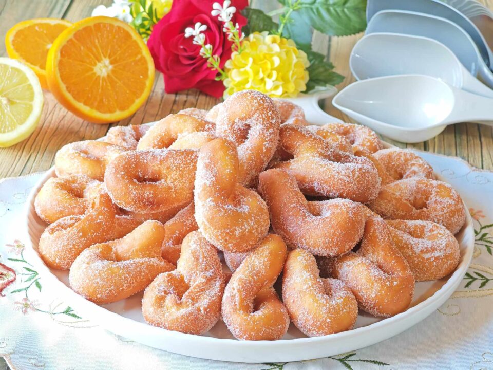 Zeppole fritte senza lievitazione