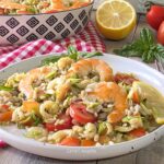 Insalata di farro con gamberetti e zucchine