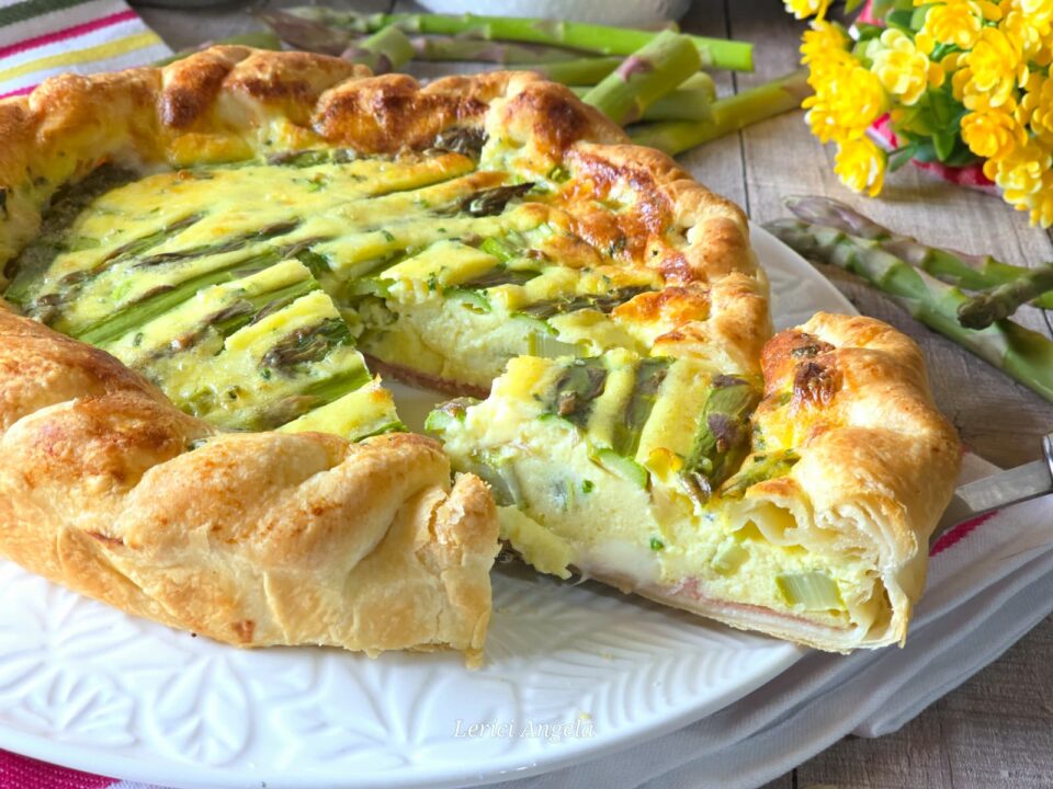Torta Salata con Asparagi Ricotta e Cotto