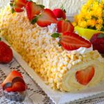 Rotolo Mimosa alle fragole e Crema Diplomatica