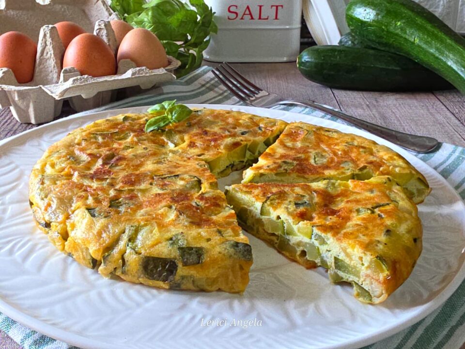 Frittata di Zucchine Alta e Soffice la ricetta Light e veloce