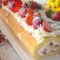 Rotolo di Savoiardi alle Fragole il dolce senza forno pronto in 15 minuti