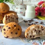 Panini con gocce di cioccolato fatti in casa morbidi la ricetta semplice