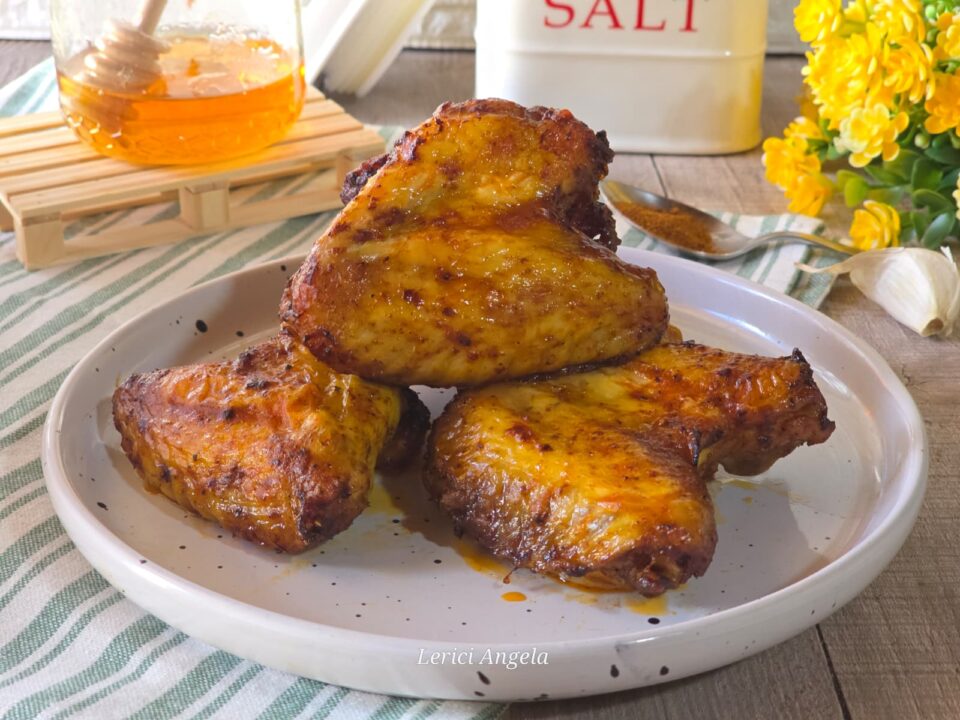 Alette di pollo con salsa barbecue come farle perfette (e super croccanti) in 3 modi