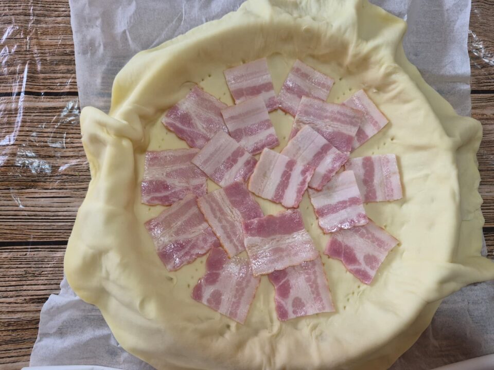 Torta Salata con Asparagi Bacon e Formaggio Molle Forno e Friggitrice ad Aria