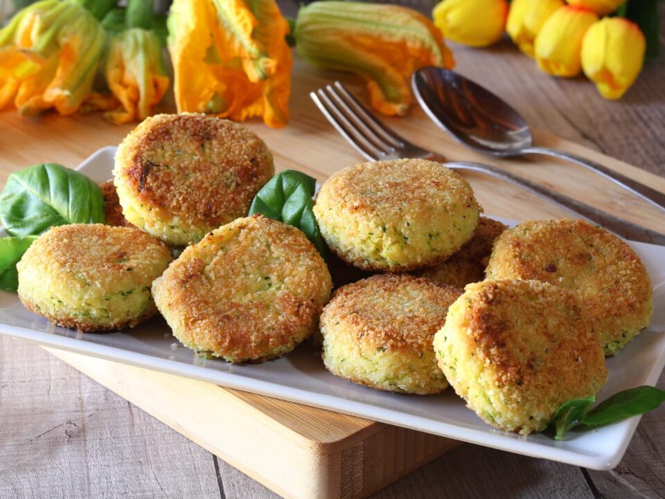 Polpette di zucchine e ricotta saporite croccanti fuori e morbidissime dentro