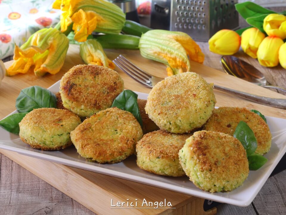 Polpette di zucchine e ricotta saporite croccanti fuori e morbidissime dentro