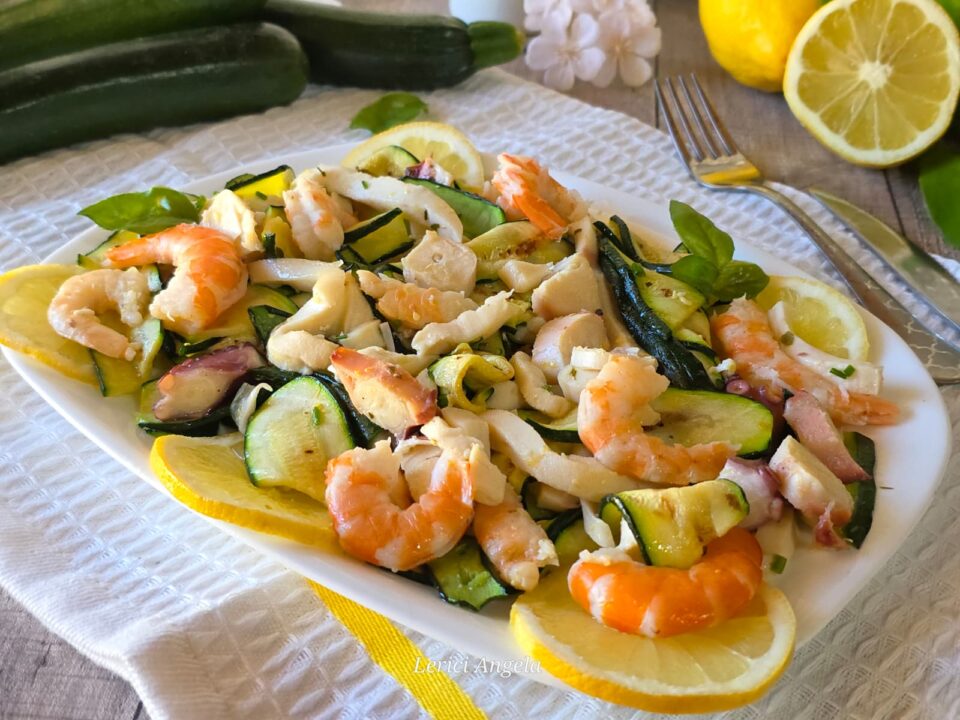 L'Insalata di mare express con zucchine croccanti light